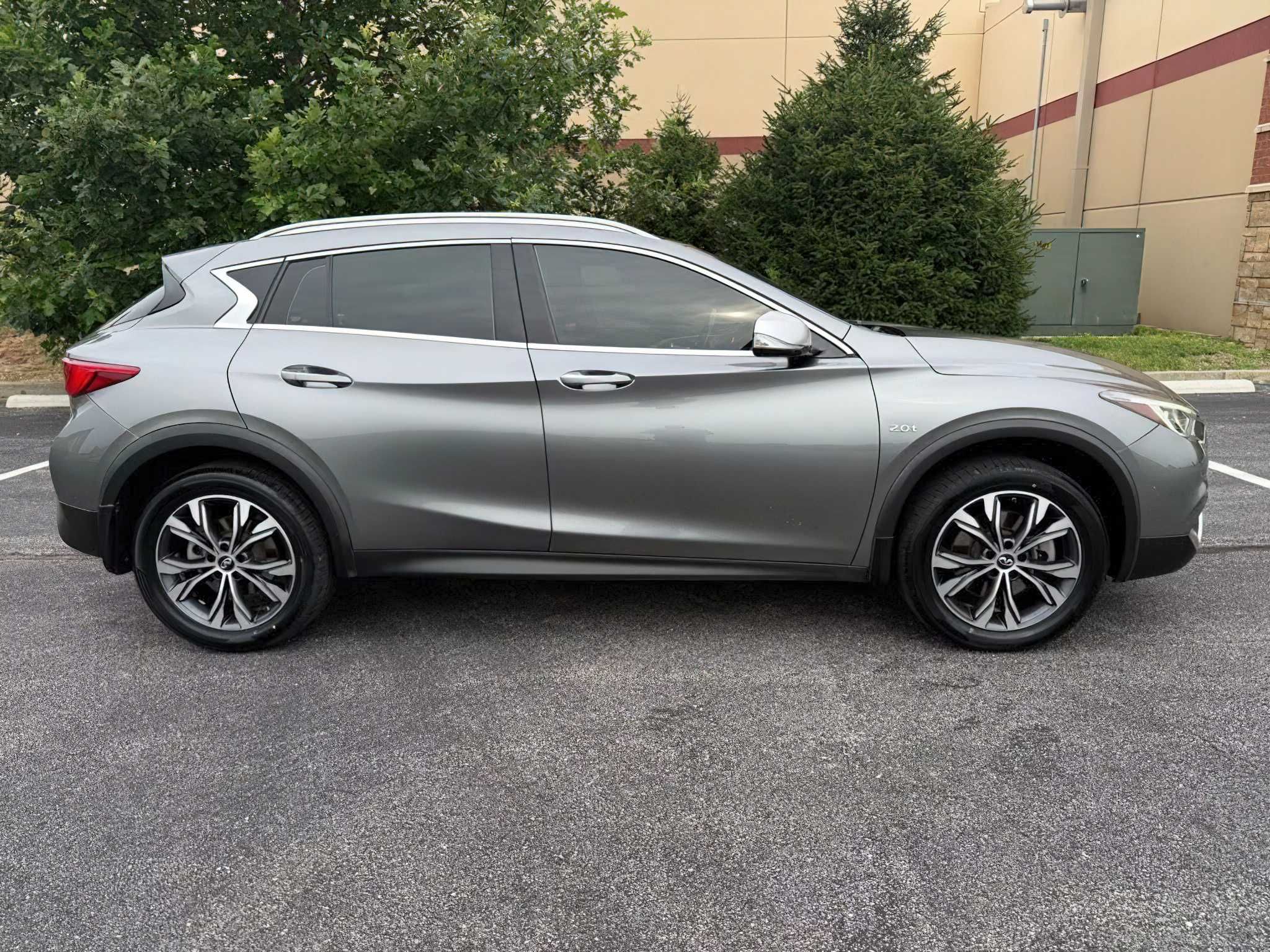 Infiniti QX30 Premium 2017