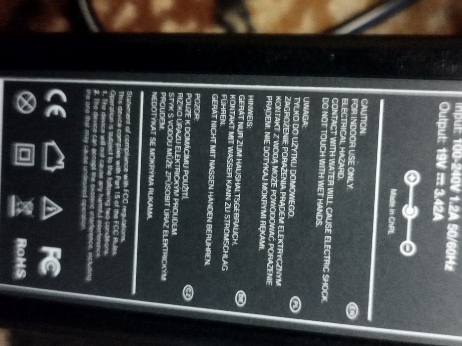 Zasilacz laptopa Movano