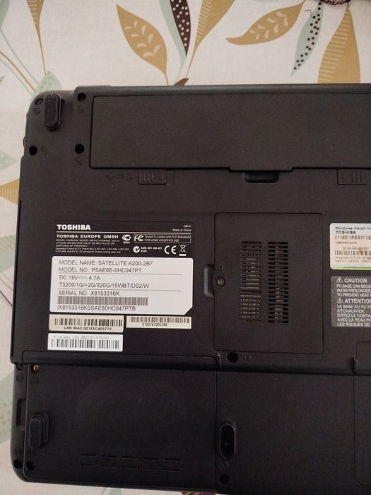 Toshiba Satellite A200-2B7