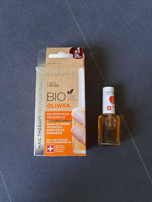 Eveline Nail Therapy Bio Oliwka do Paznokci i Skórek 12ml