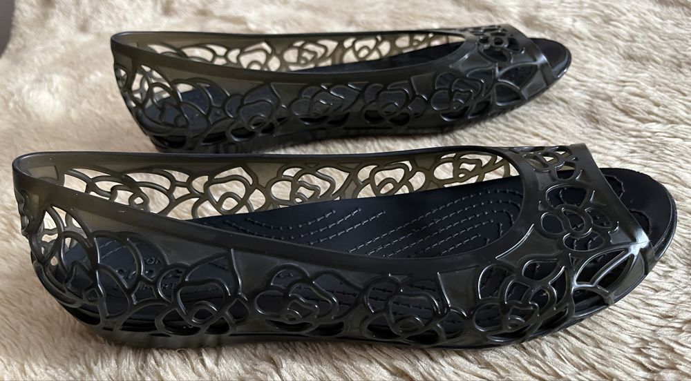 Sandały ażurowe Crocs W 10