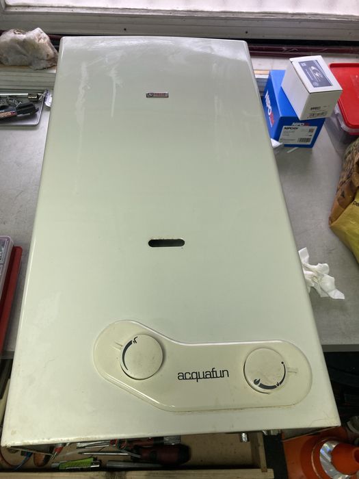 Esquentador de gas natural