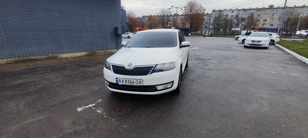 Продам Skoda Rapid 2013
