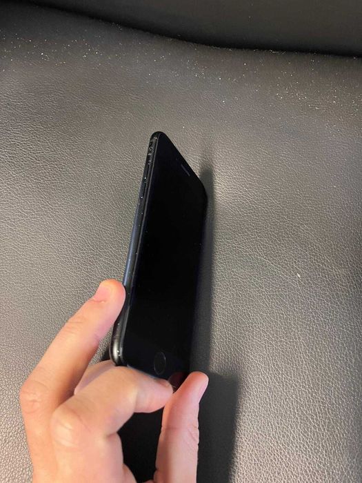 iPhone SE 2020 em excelente estado (128GB)