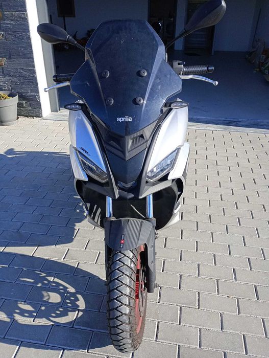 Scooter Aprilia SR GT SPORT 125