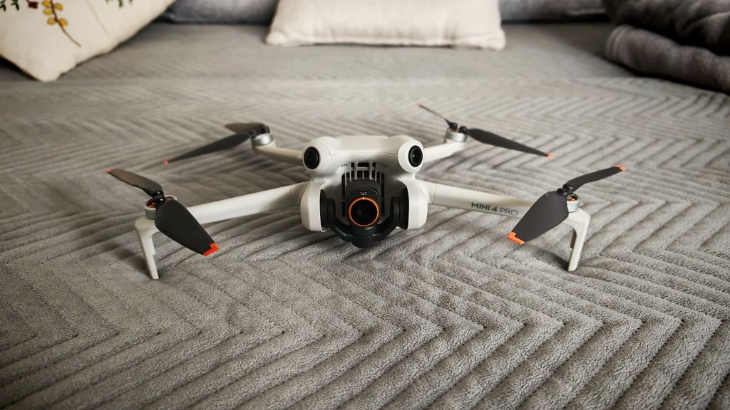Dron DJI Mini 4K Fly More Combo + 128sd + Filtry ND
