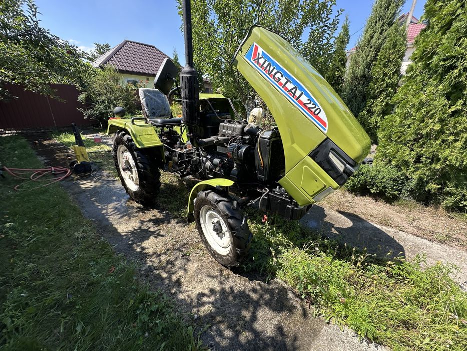Трактор Xingtai 220