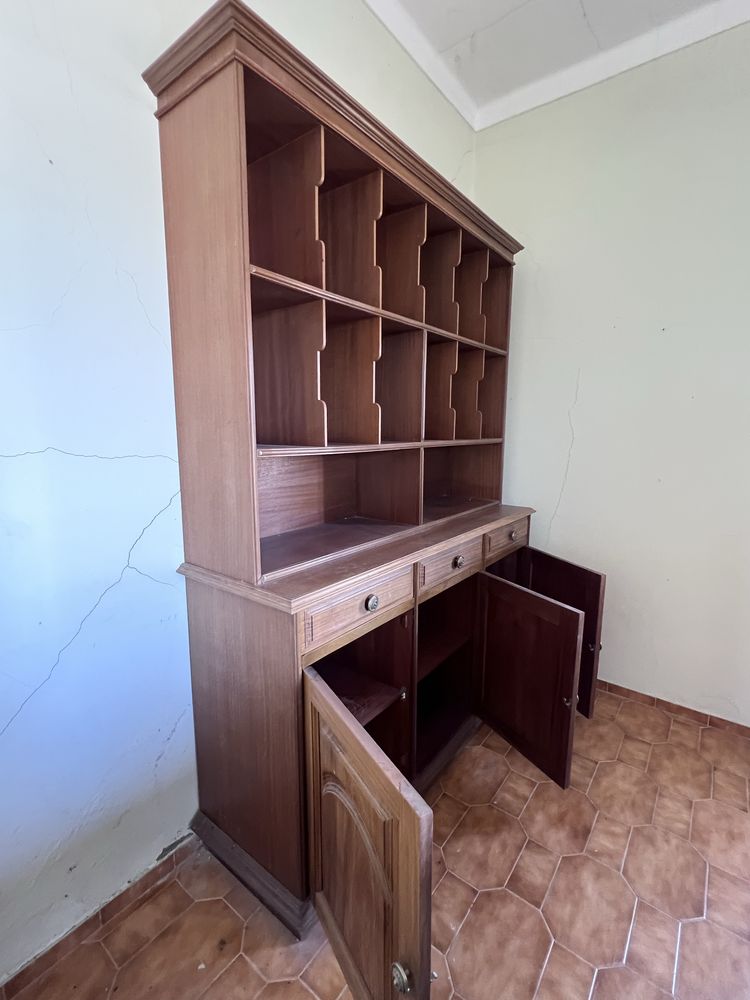 Estante e mesa secretaria