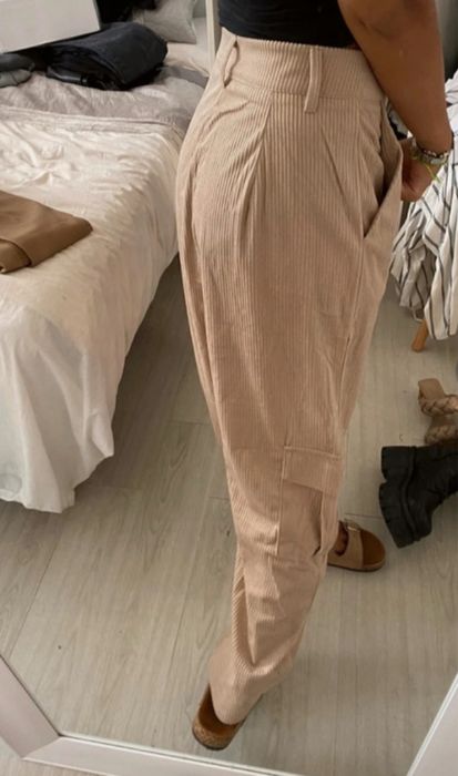 Spodnie wysoki stan sztruksowe bezowe