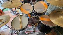 Bateria acústica MAPEX Q Series completa, em excelente estado