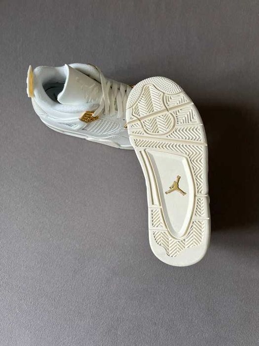 Buty-Trampk- Jordan 4 Retro Metallic Gold R.41