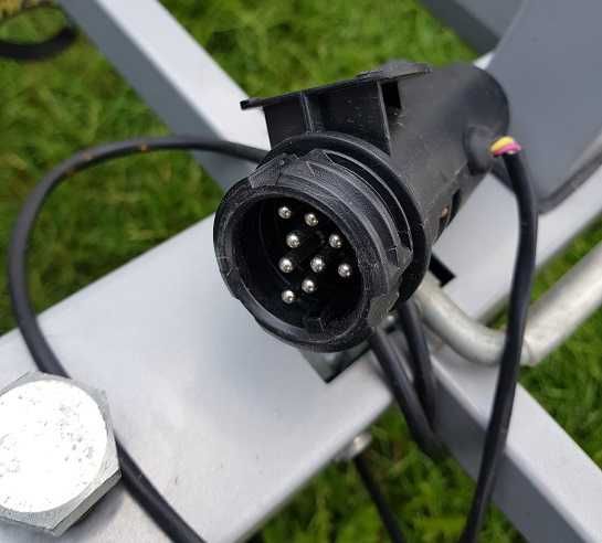 Bagaznik rowerowy na hak, stojak na 2 rowery uchylny oświetlenie 9 pin