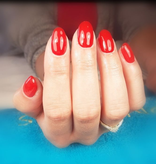 Manicure hybrydowy