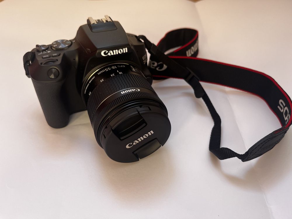 Cannon eos 250D jak nowy - zapasowa bateria GRATIS