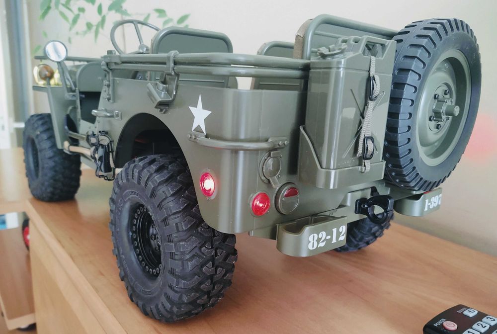 Jeep Willys 1:6 RC Rochobby