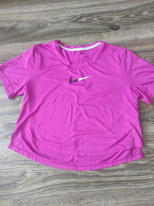 Футболка nike жіноча