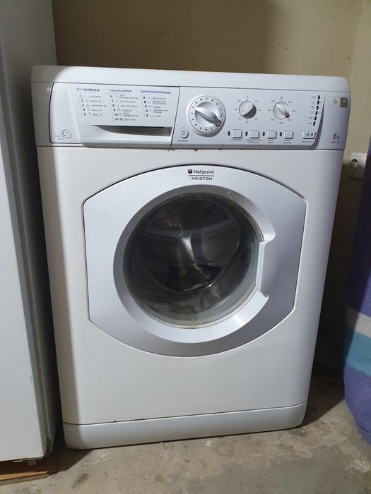 Пральна машина Ariston arxl109