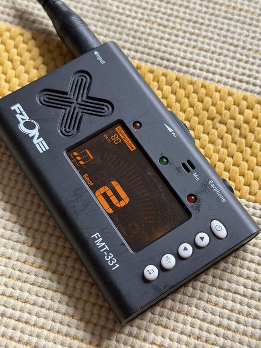 Tuner chromatyczny z metronomem Fzone FMT-331