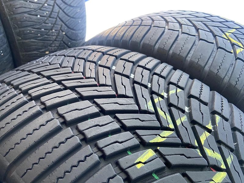 235/55/17 Bridgestone Weathe A005_6,6mm_4szt_(441)