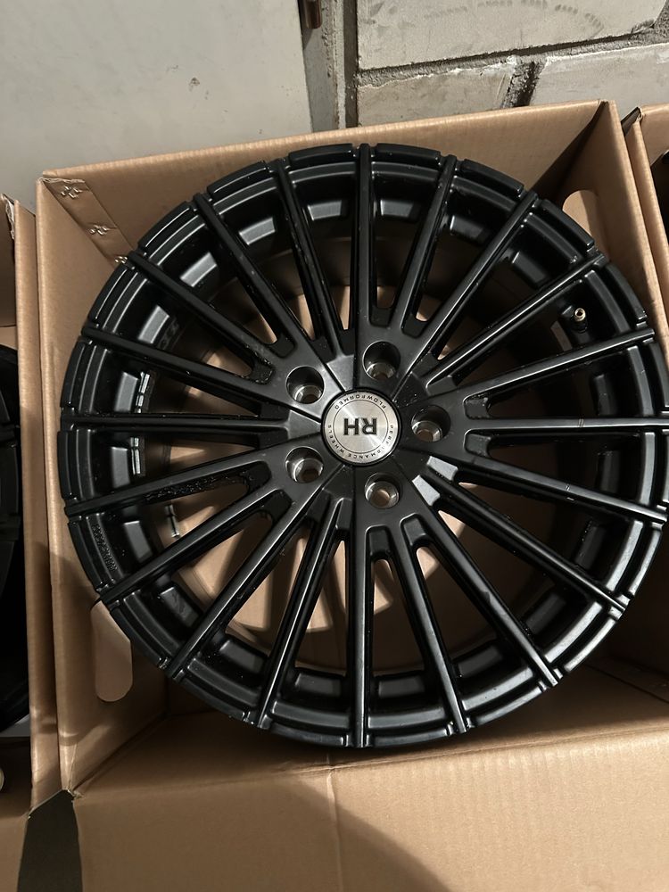 Felgi matowe czarne  17 cali 5x100