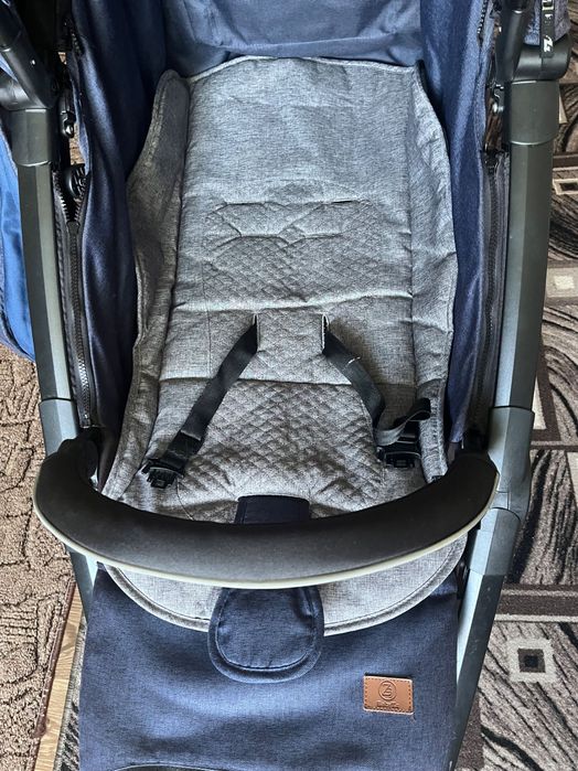 Коляска babyzz b100, в гарному стані, з 6ти місяців, дуже зручна