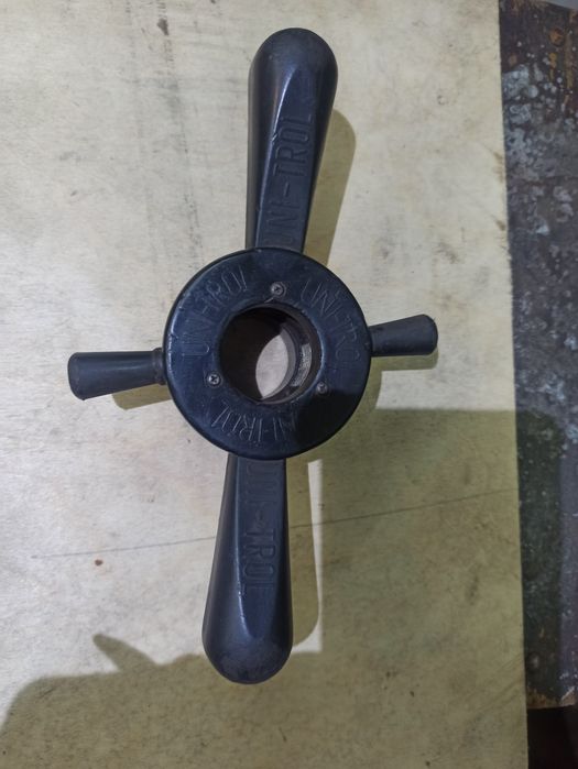 Unitrol nakrętka wywazarki 36x3