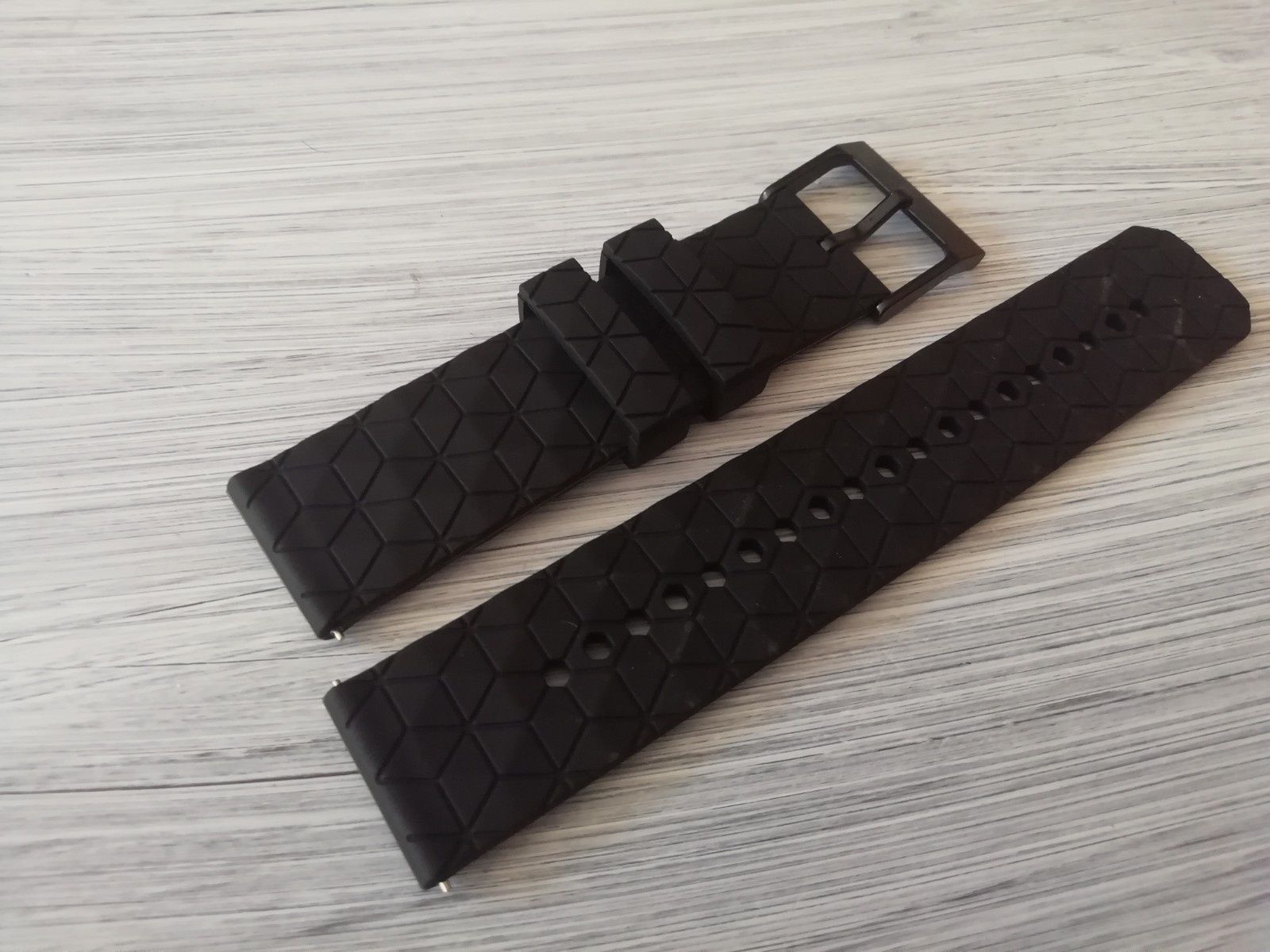 Bracelete 22mm, em silicone (Nova) Preta