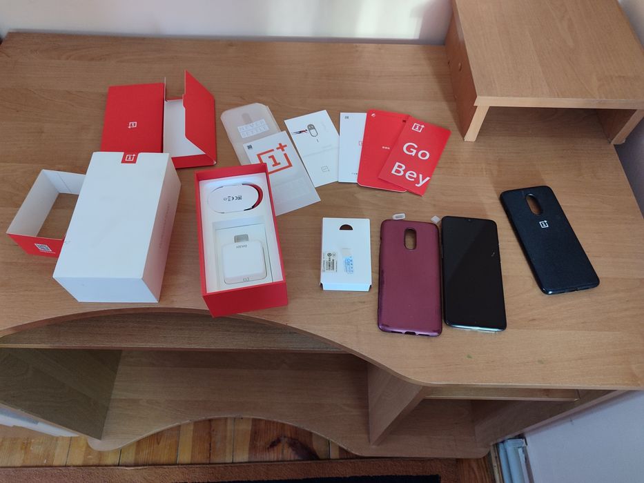 Телефон OnePlus 7 8/256