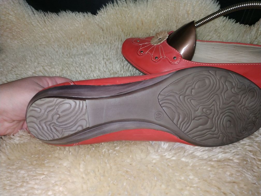 Clarks туфлі шкіряні  41р ширина  9 см