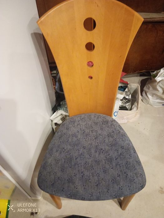 Krzesła hoker y3 plus3