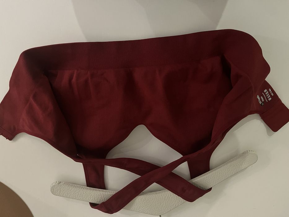 Sportowy biustonosz  rozmiar.XXL burgundowy