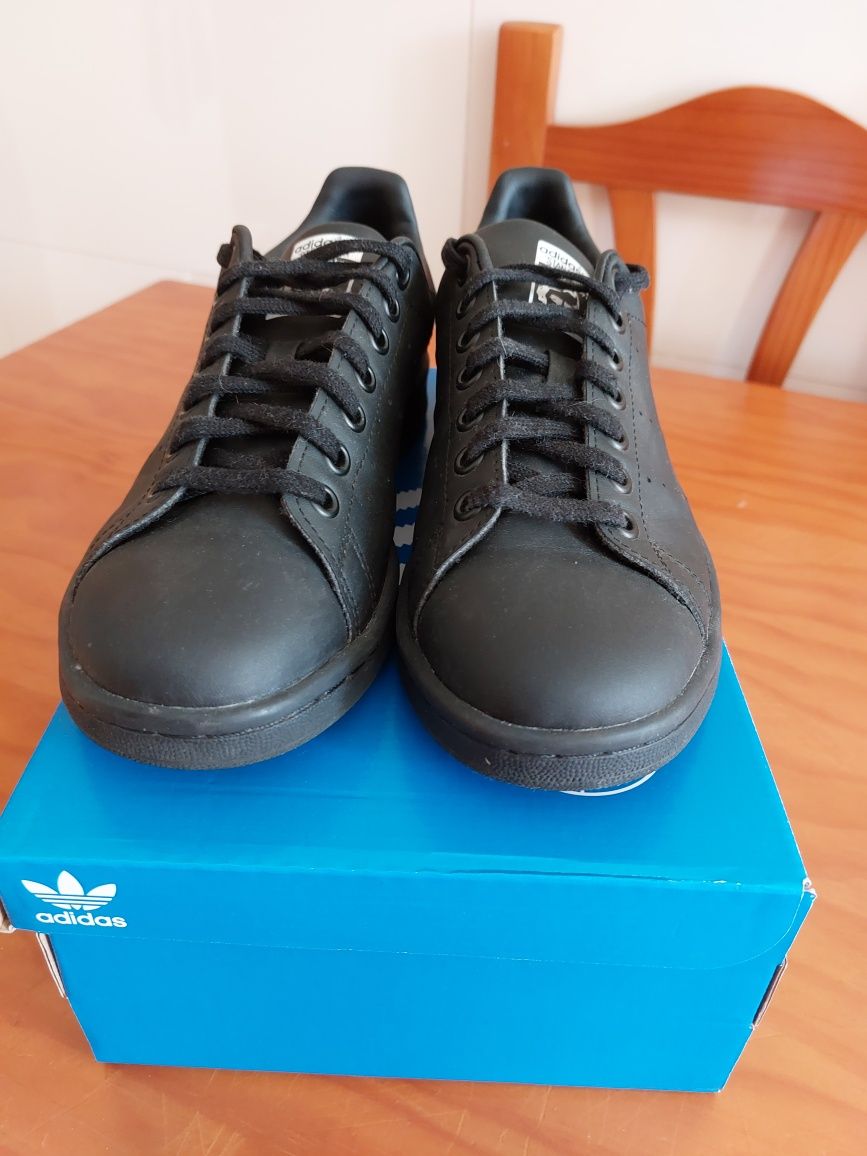 Adidas Stan Smith nr 38 NOVOS