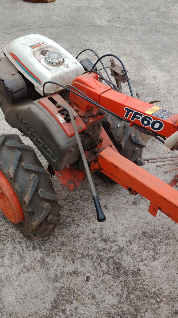 Motocultivador tf60 Kubota