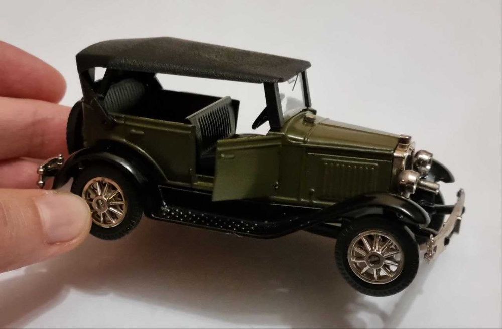 Model GAZ-A 1:43 (ZSRR, 1990, oryginalne opakowanie)
