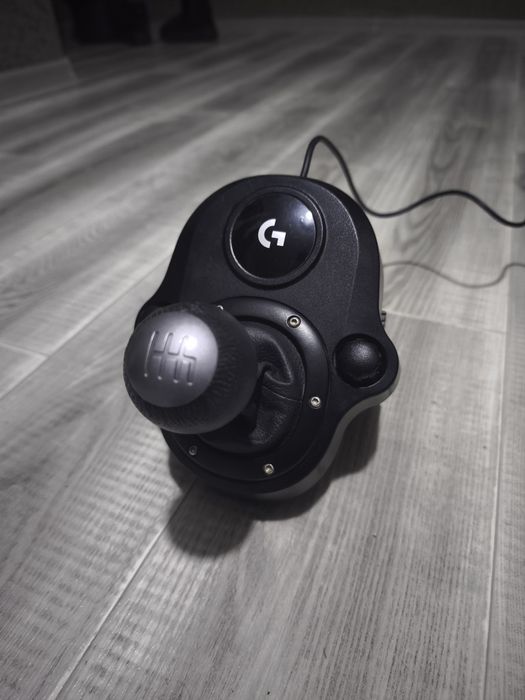 Ігровий комплект Logitech G29 Driving Force для ПК/PS4/PS5 + Shifter