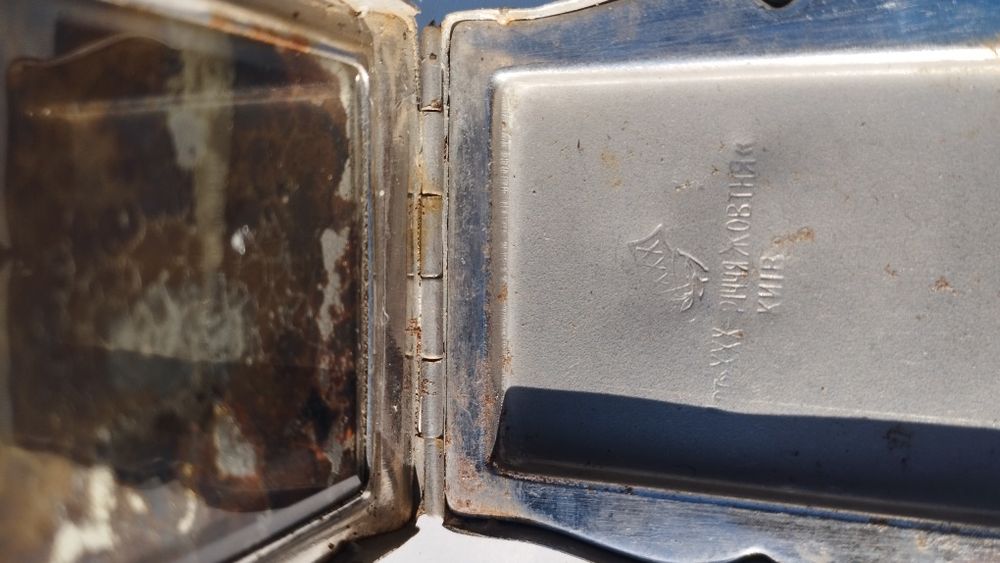 Пудреница старинная артель ХХХ 30 лет октября Киев