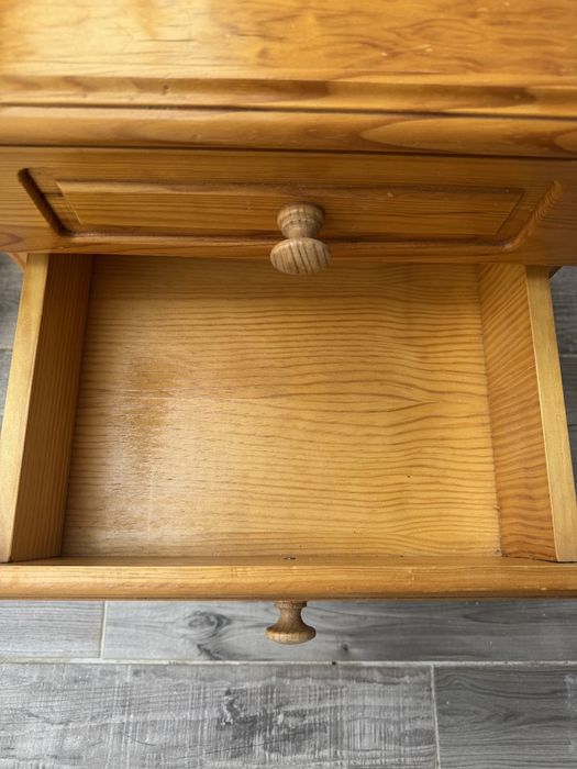 Mesa de cabeceira madeira