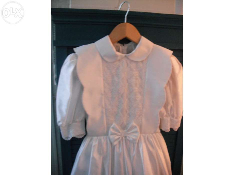 Vestido de 1ª comunhão e fato Carnaval Pierrot/Palhaço