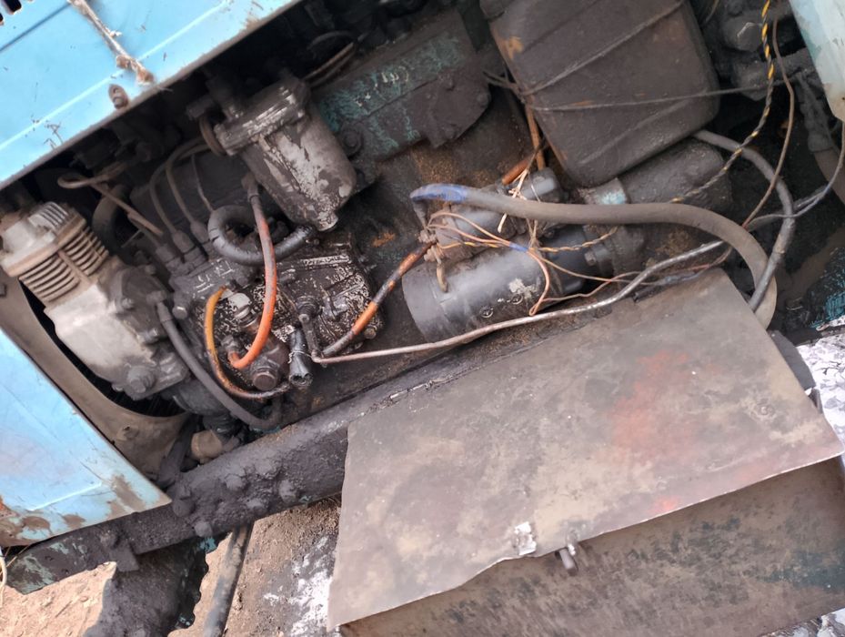 Продам трактор МТЗ-82 по запчастинах