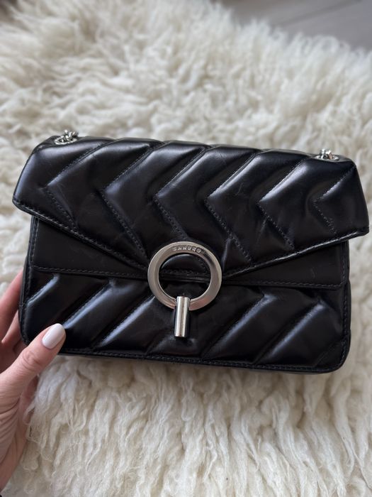 Чорна шкіряна сумочка сумка кросбоди Sandro Paris