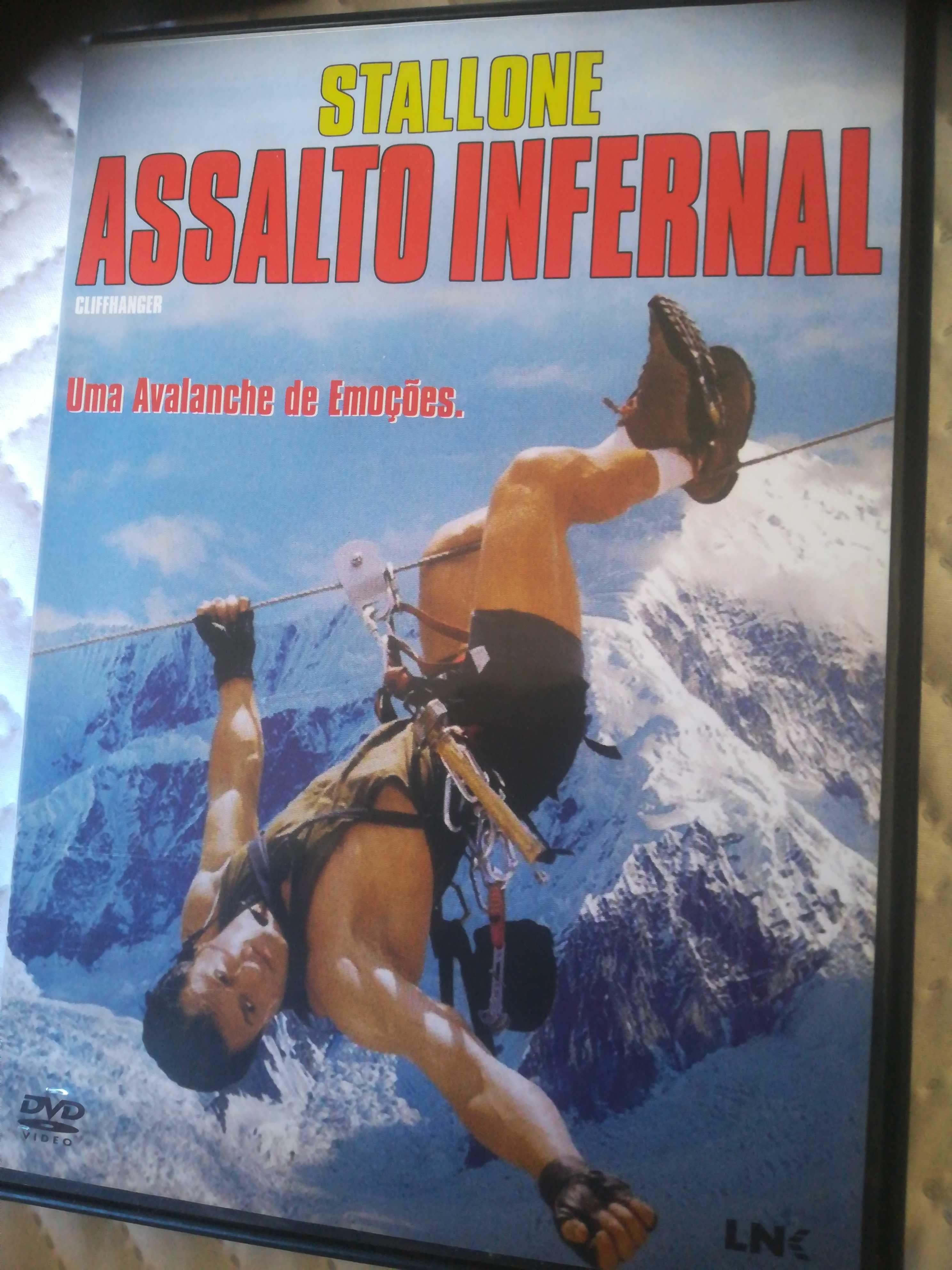 Dvd Assalto Infernal com Stallone
