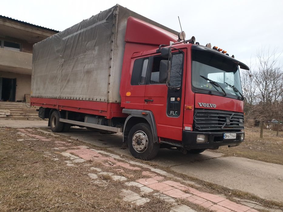 Volvo fl 608 надійна Швецька вантажівка в рейсовому стані