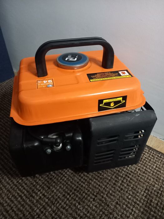 Генератор 800 W Італія