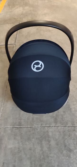 Ovo com base isofix 360 Cybex Cloud Z azul