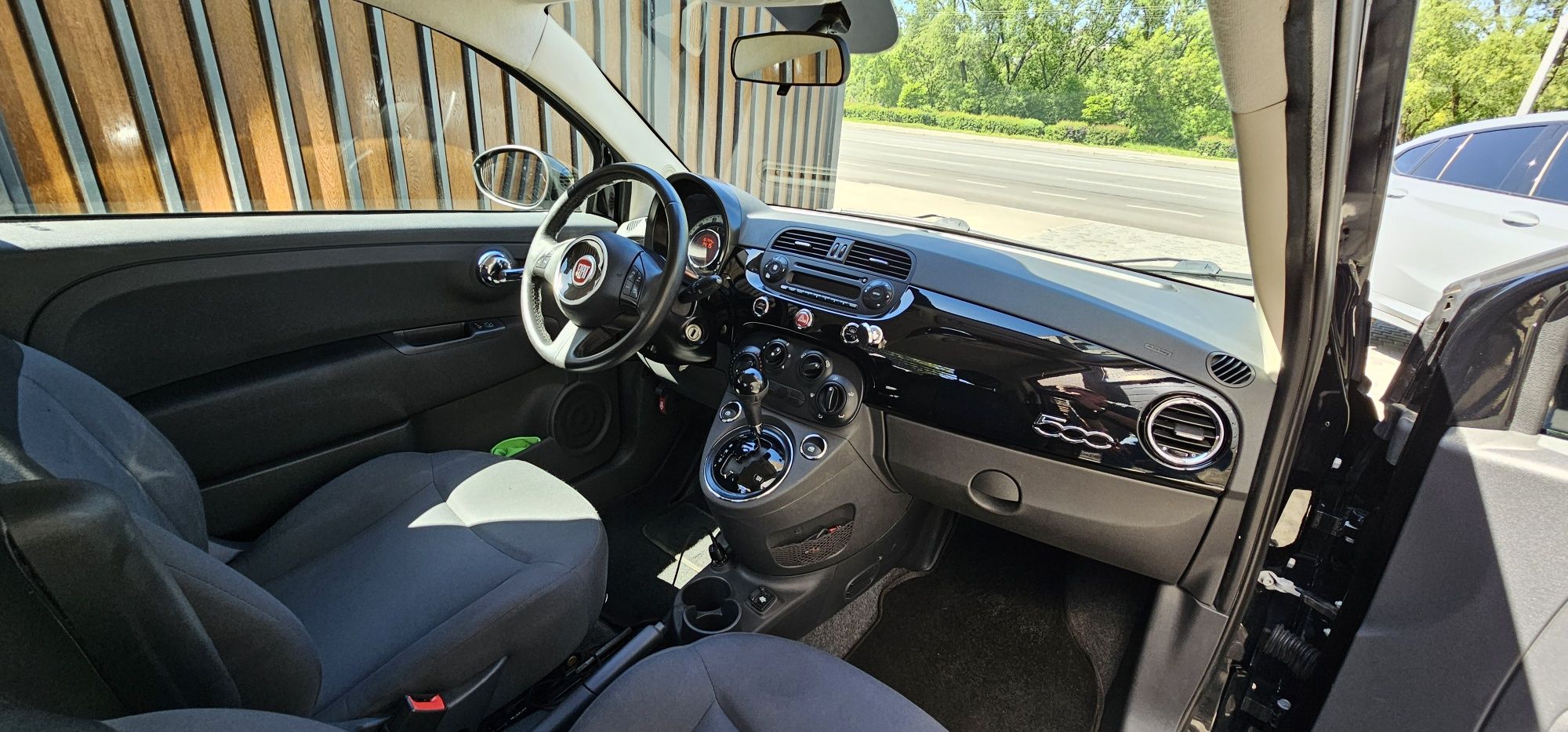 Fiat 500 . 2015 год. Автомат