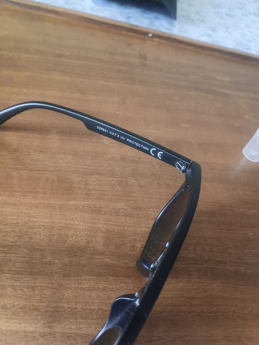 Óculos de Sol Pretos