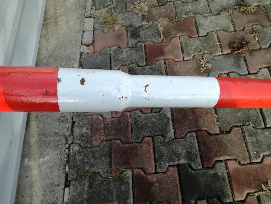 Hol samochodowy teleskopowy