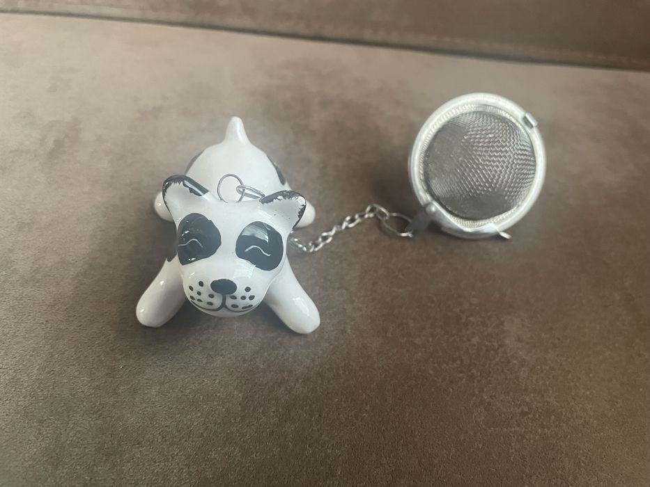 Zaprzacz z ceramicznym psem