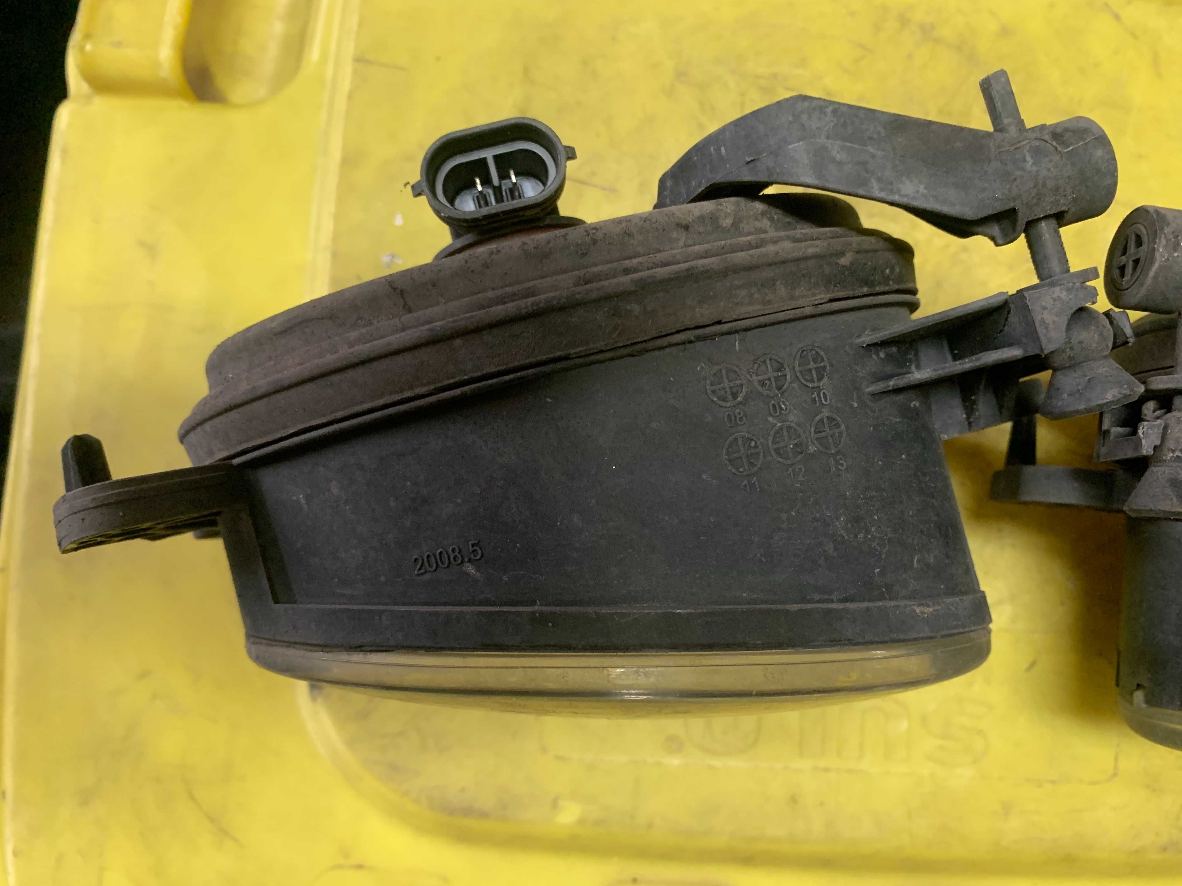 Mercedes E klasa W211 LIFT Halogen lampa soczewka w zderzaku