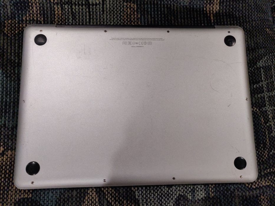 Продам Macboock Pro 13 2011 рік.